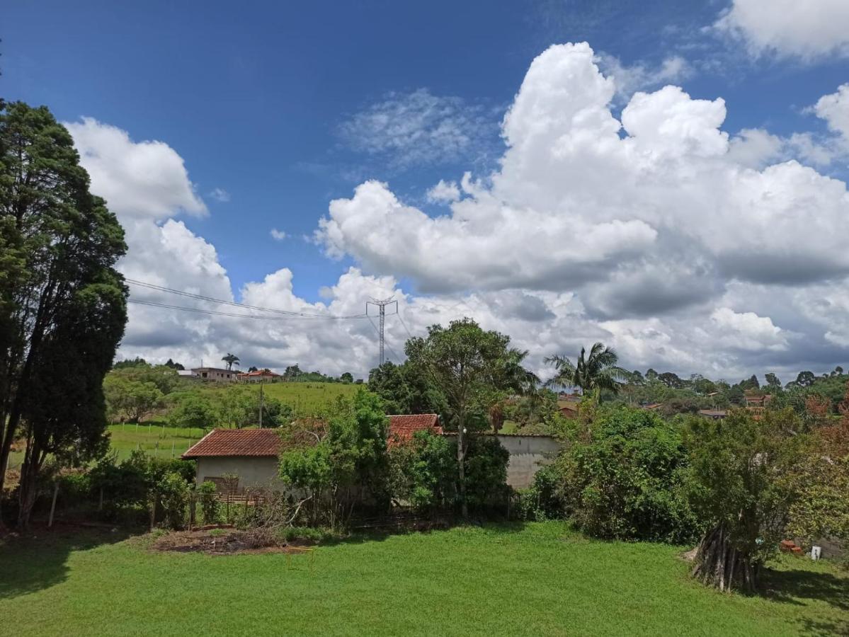 Chacara Em Ibiuna Sao Roque A 70Km De Sp Com Piscina E Wi-Fi Villa Esterno foto